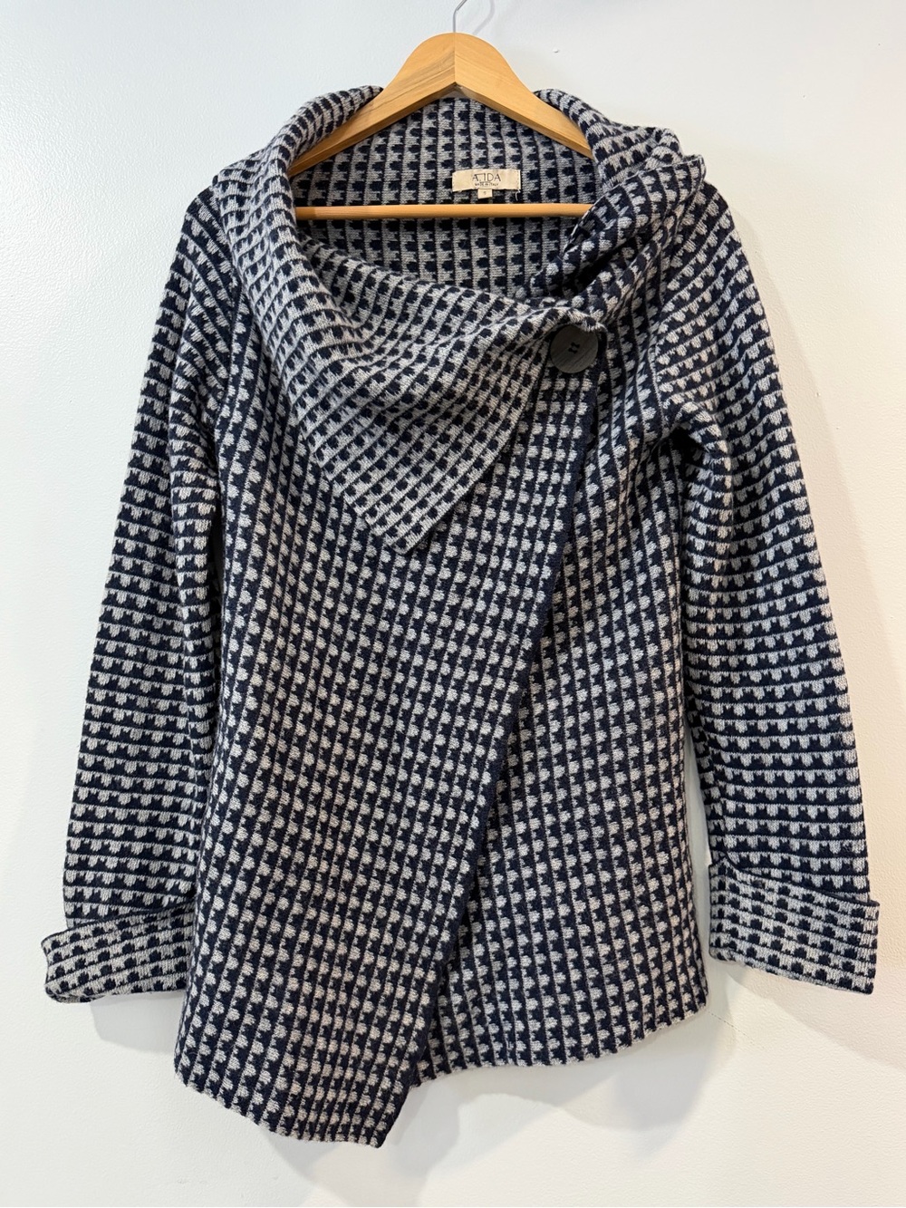 A. IDA Wool Wrap Cardigan Navy Blue Size Small Luxury Drape